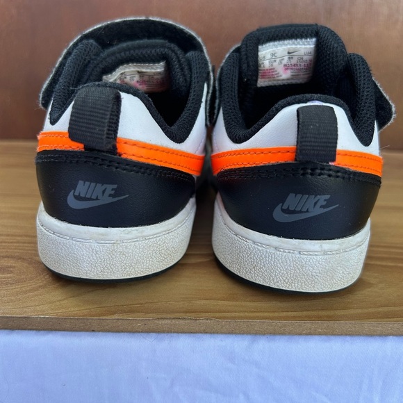 Nike Black and Orange Sneakers with Classic Swoosh - Picture 4 of 7